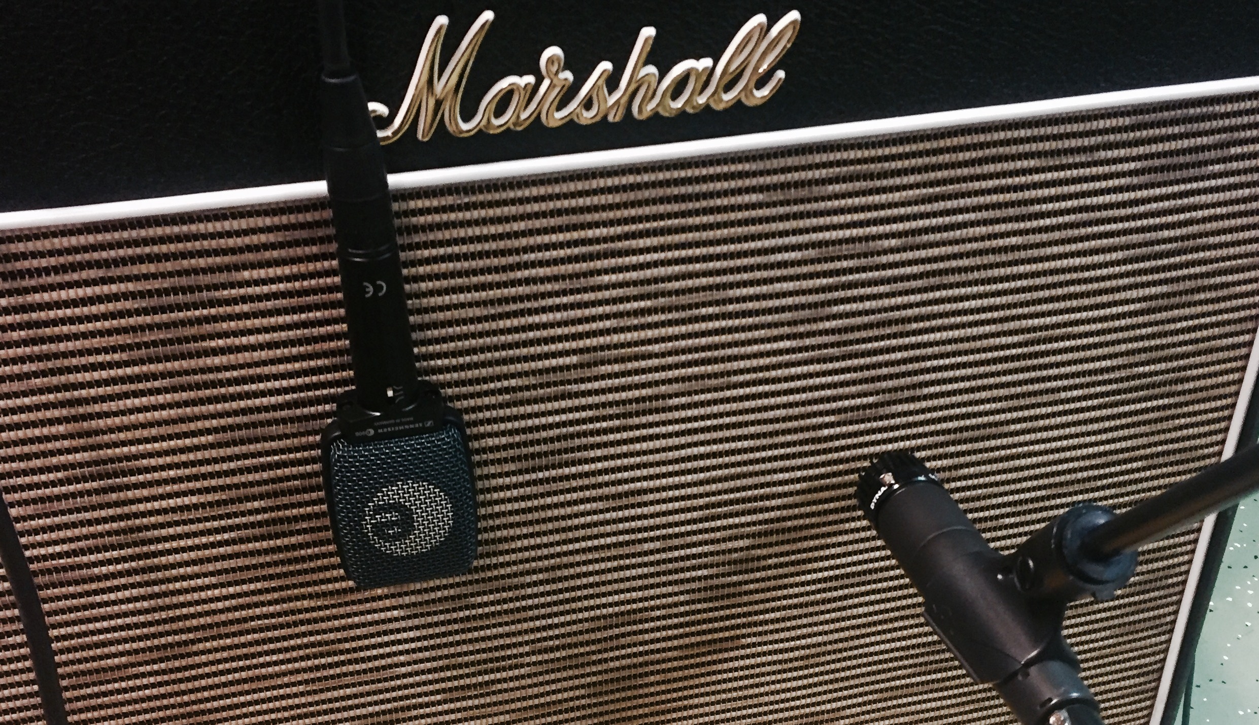 marshall guitar amp vahvistin kitara emjoy